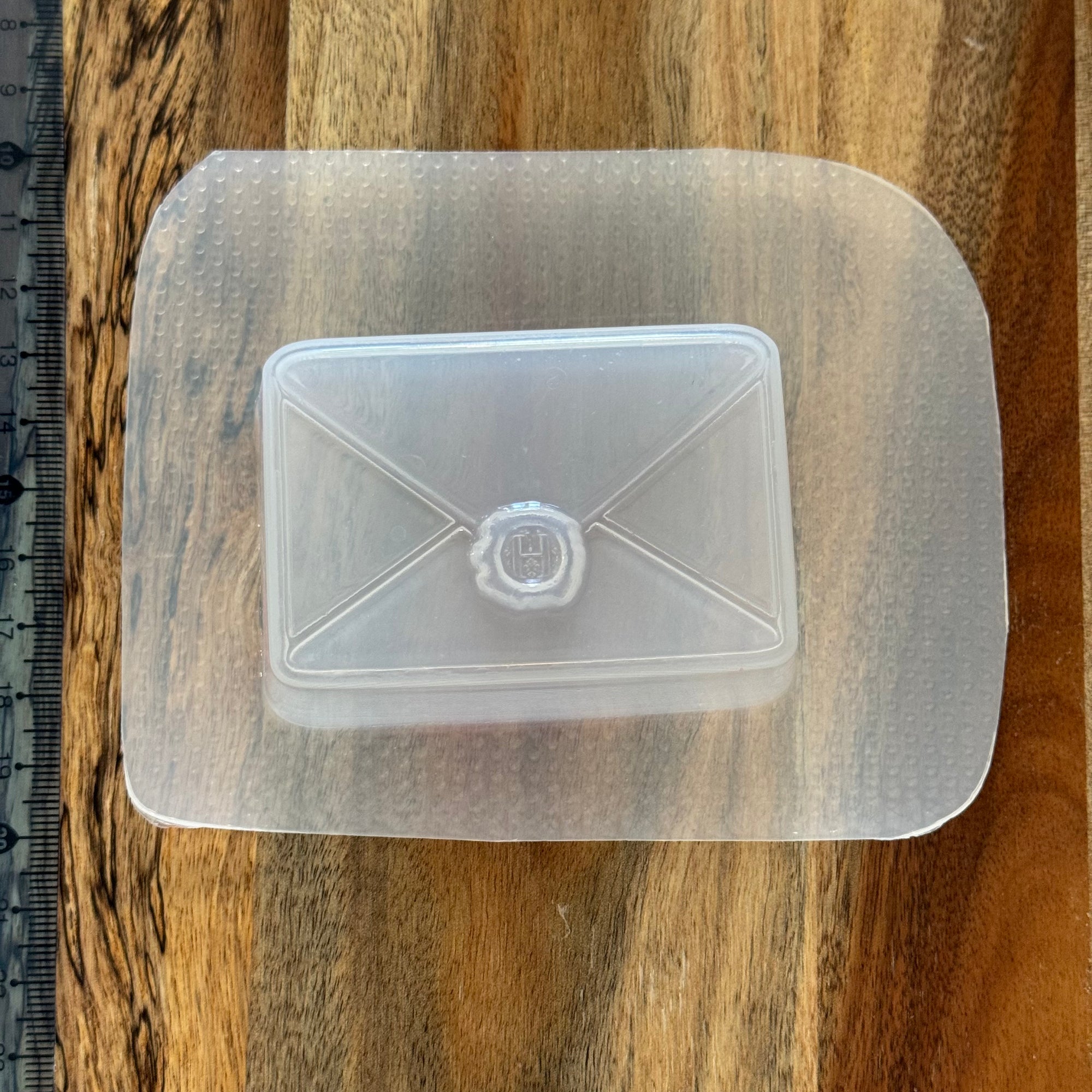 Envelope Mould #292