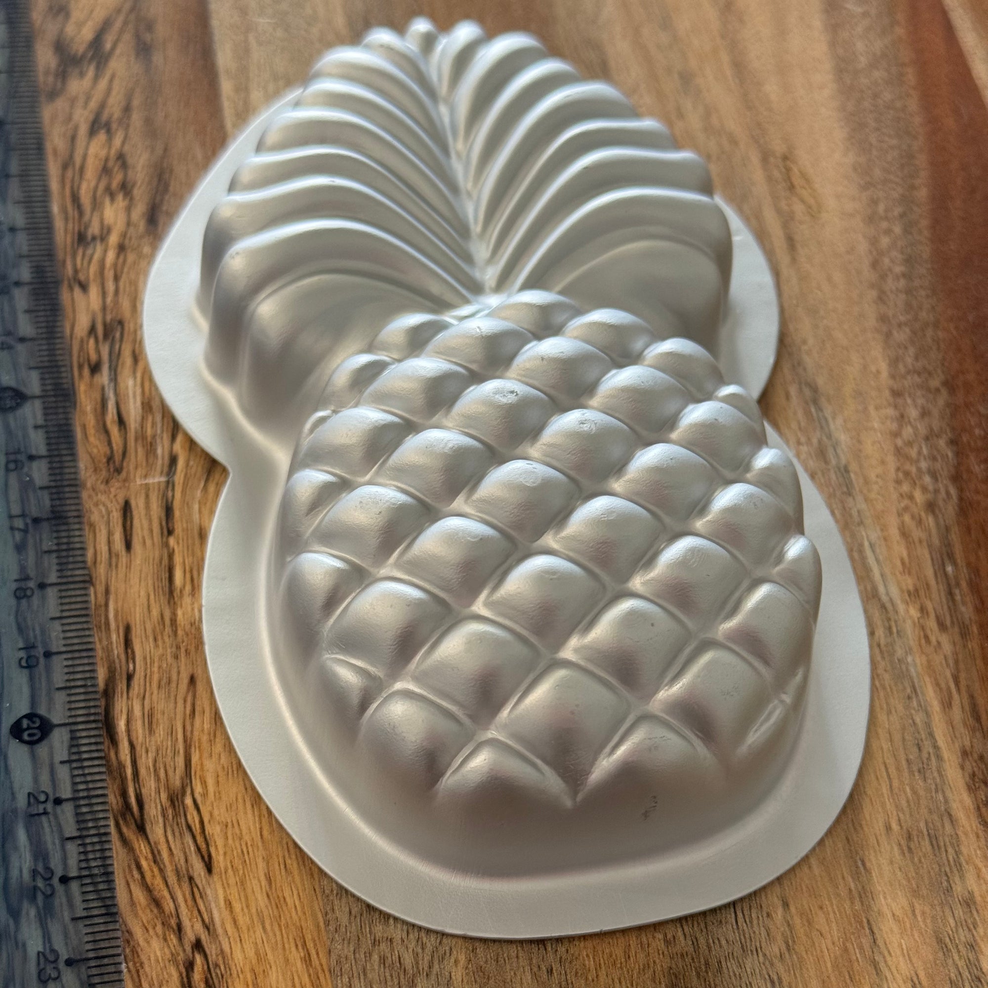 Pineapple Mould #271
