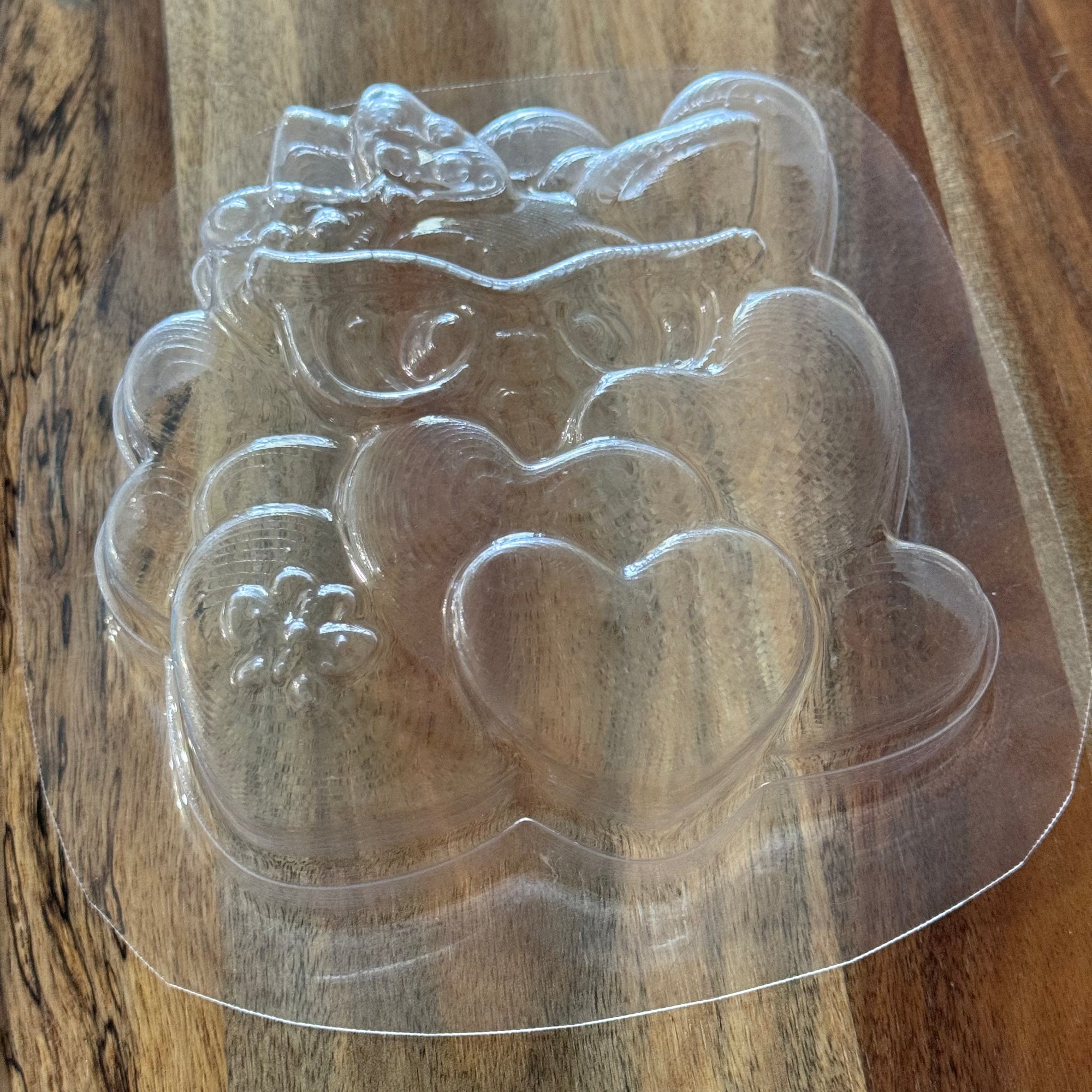 Valentines Dog in hearts Mould #224