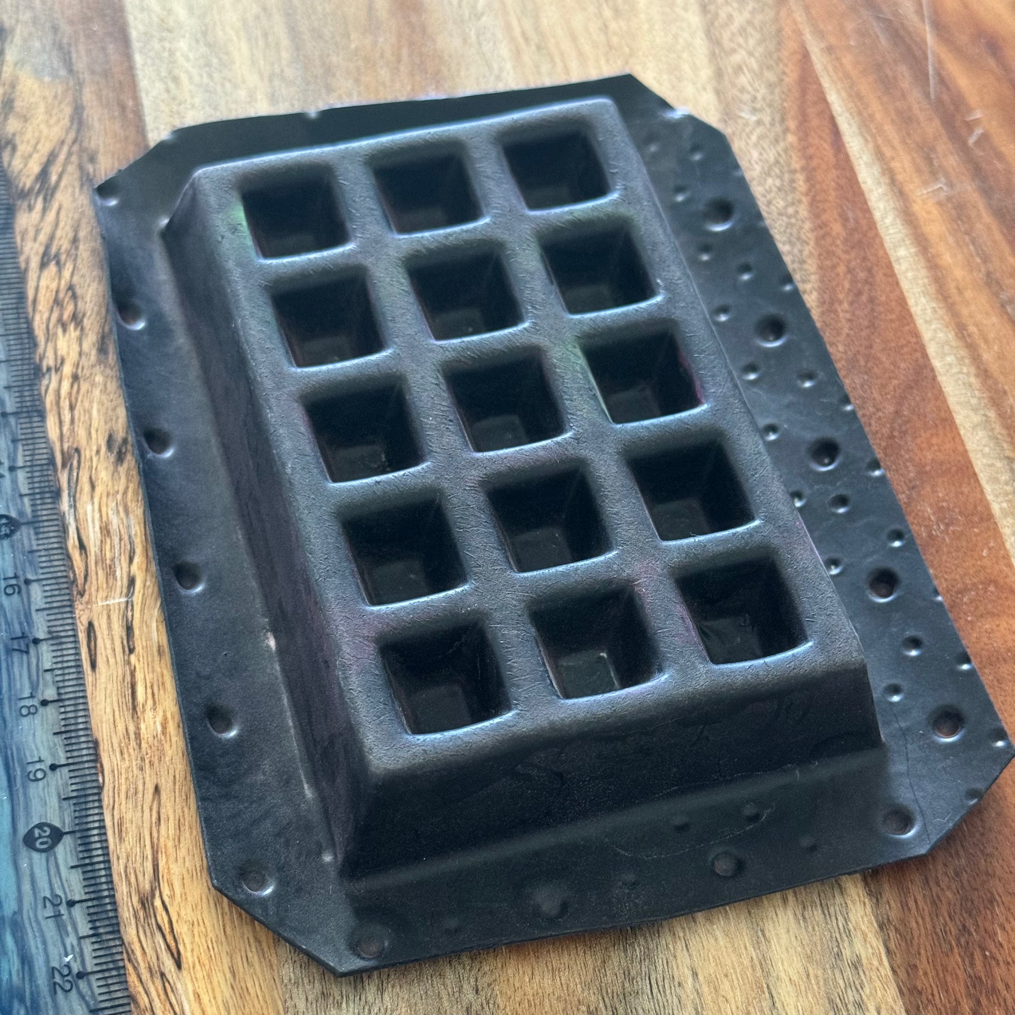 Waffle Mould #402