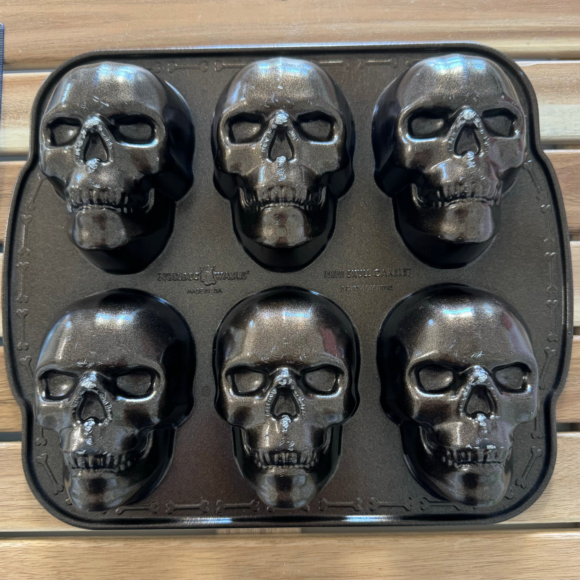 Mini Skull Nordic Ware Cake Tray (used for bath bombs) #55