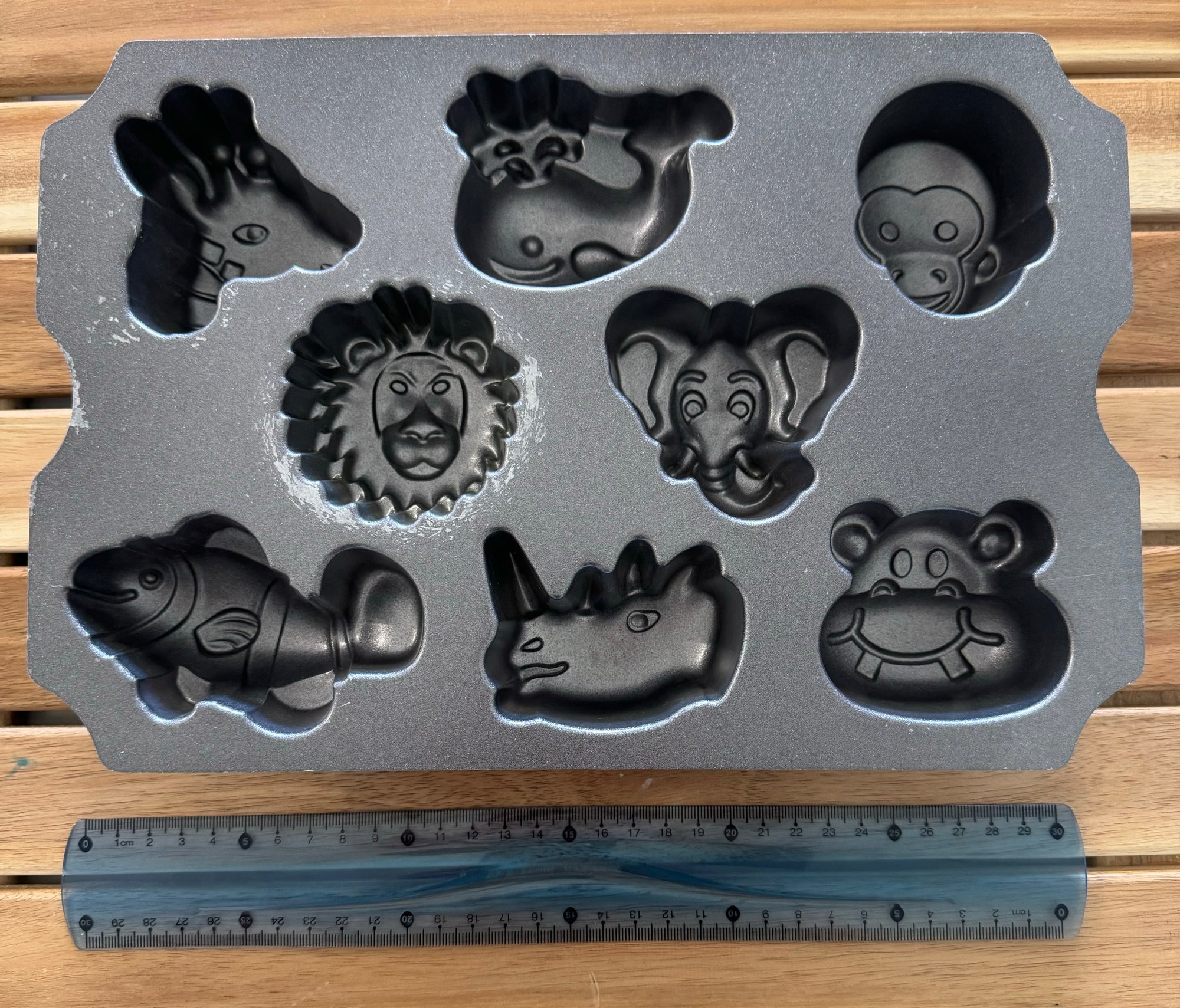 Zoo Animal Nordic Ware Cake Tray (used for bath bombs) #45