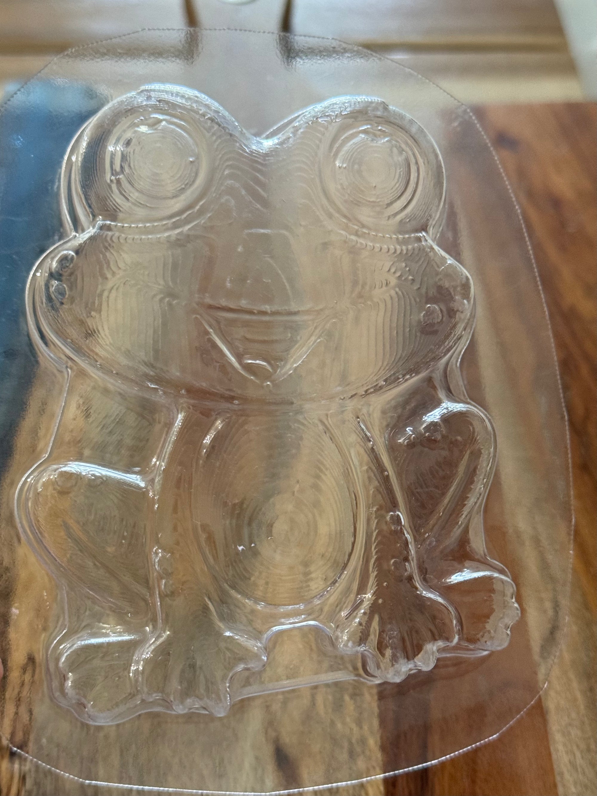 Frog Mould #203